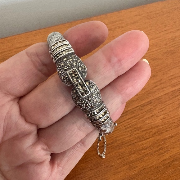 Gorgeous Marcasite Sterling Silver Bracelet - Picture 1 of 16